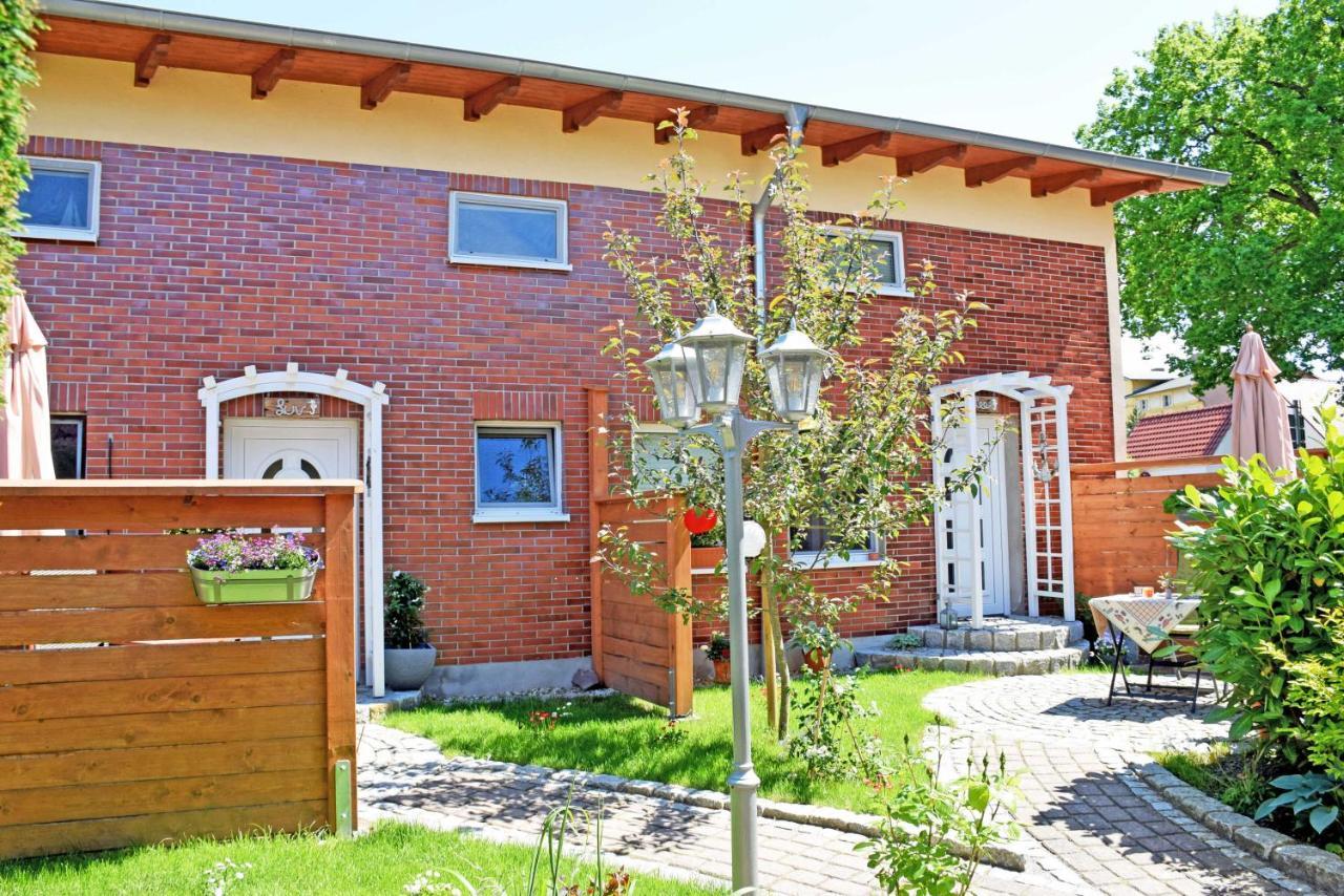 Ferienhaus Zum Hafen In Altefaehr Ngoại thất bức ảnh