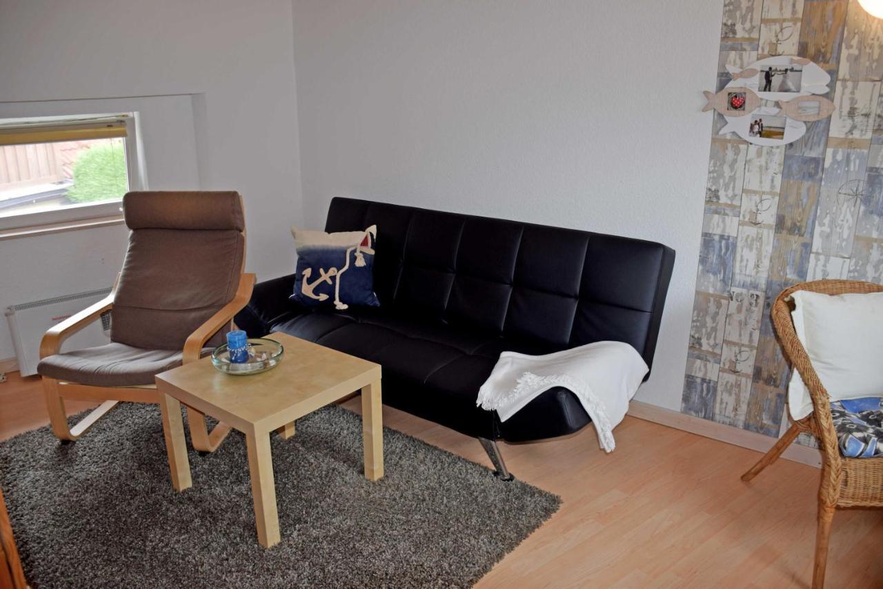 Ferienhaus Zum Hafen In Altefaehr Ngoại thất bức ảnh